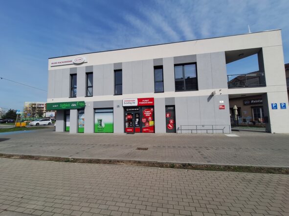 Oława – Karłowicza 1a