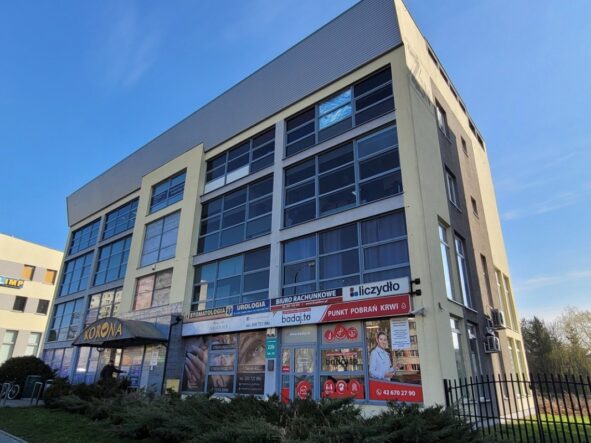 Piotrków Trybunalski – Armii Krajowej 22b