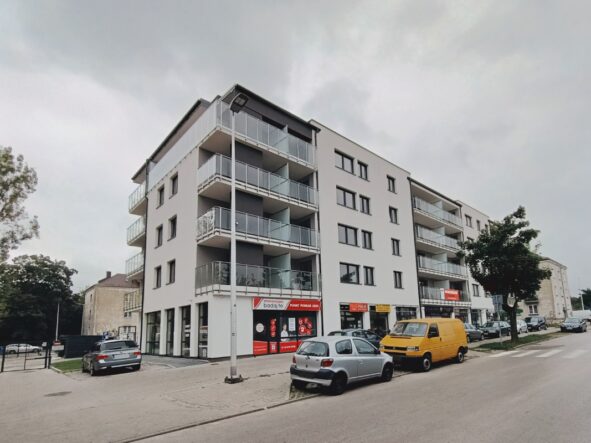 Piotrków Trybunalski – Broniewskiego 4