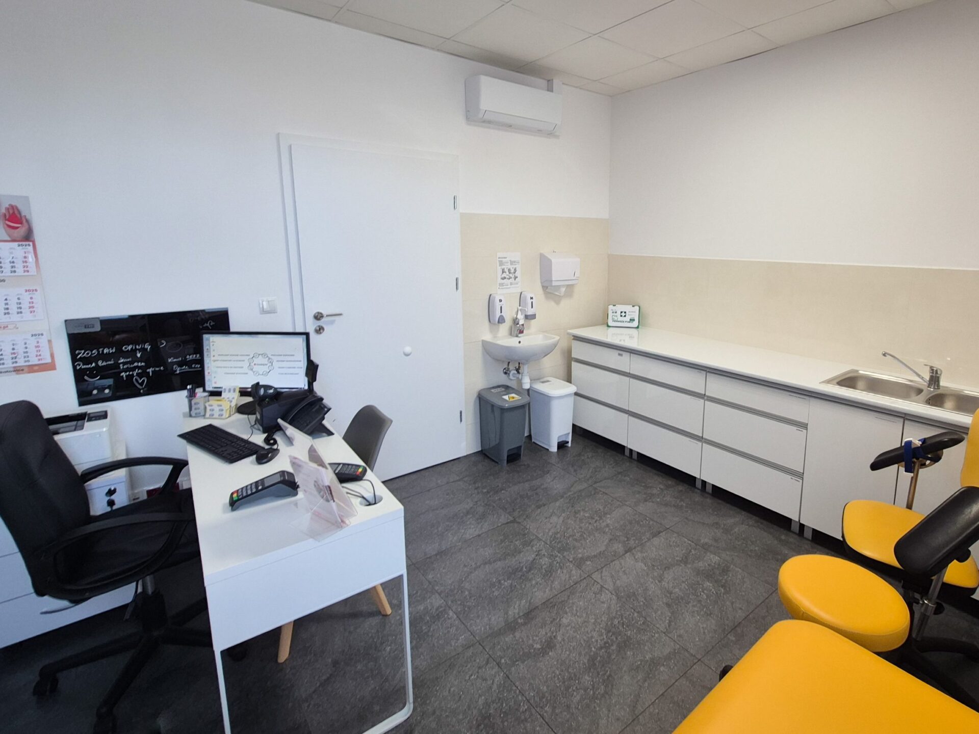 Punkt Pobrań Folwark ul. Krapkowicka badaj.to